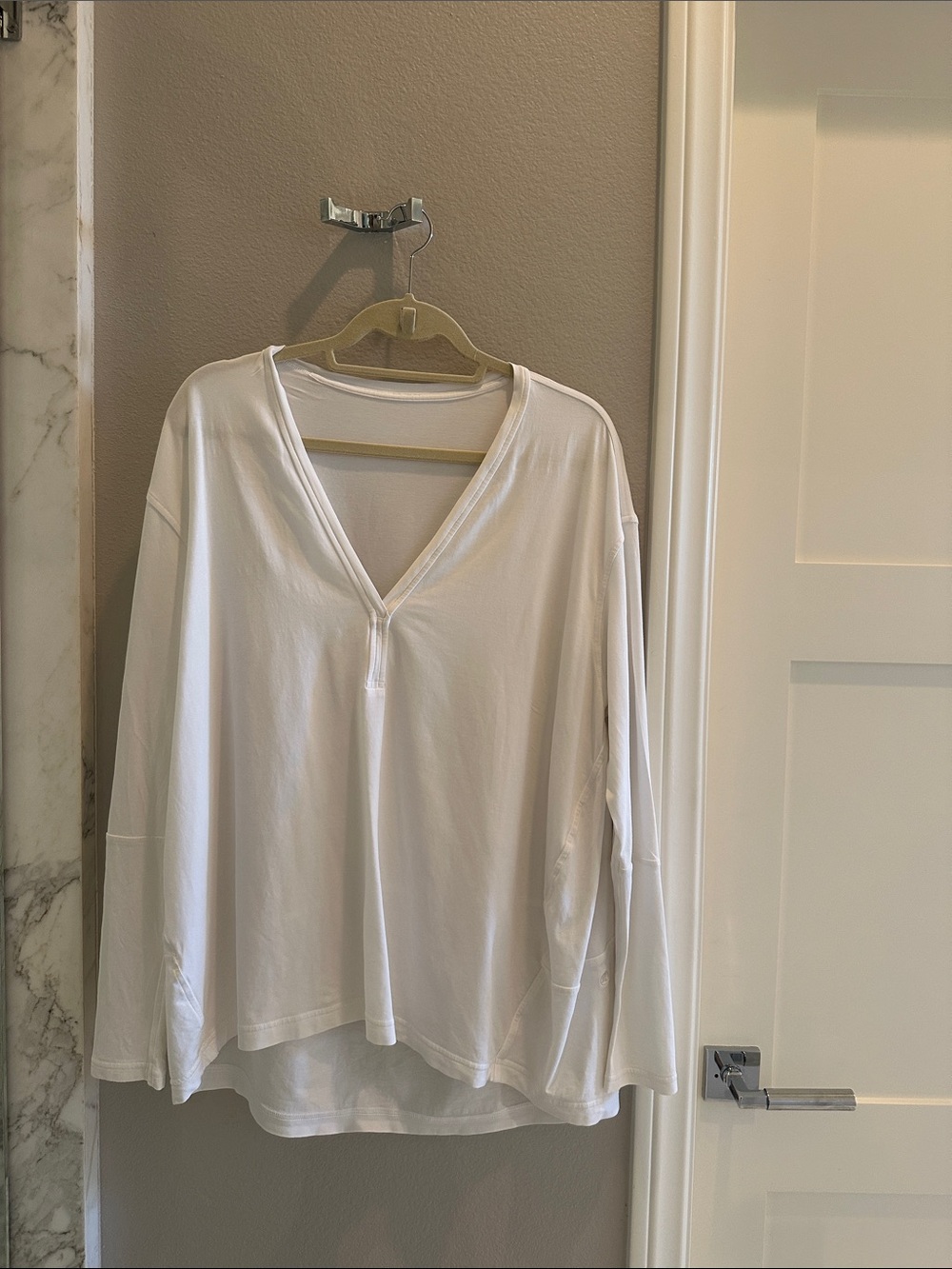 lululemon athletica Back In Action White V-Neck Long Sleeve Top